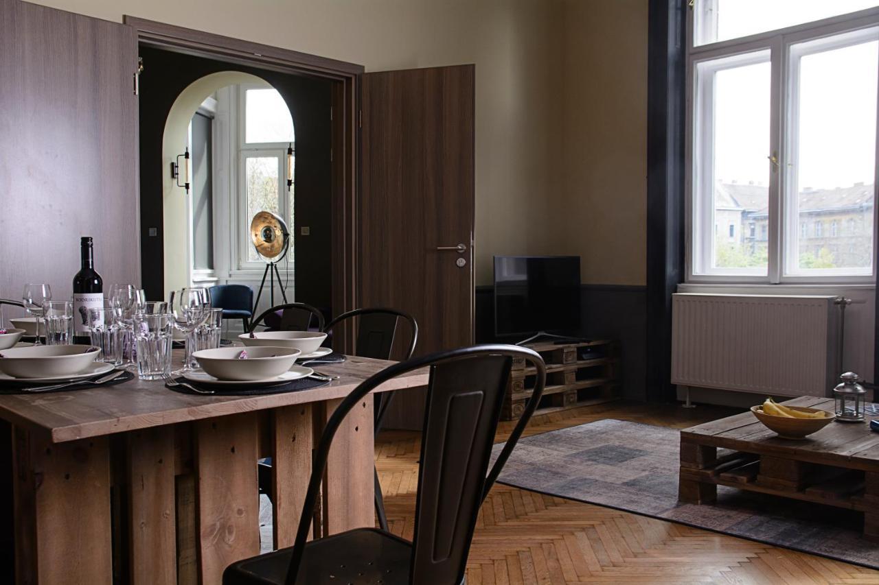 W-Tree Loft Style Apartment บูดาเปสต์ ภายนอก รูปภาพ
